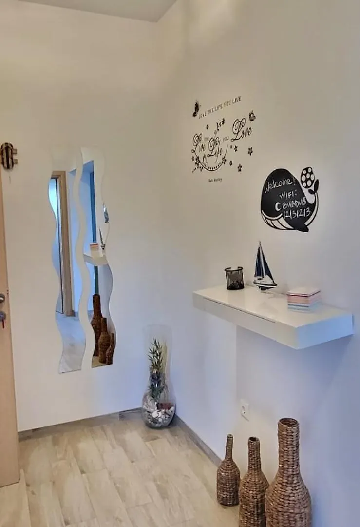 Apartments Sofija Vrsi Croacia