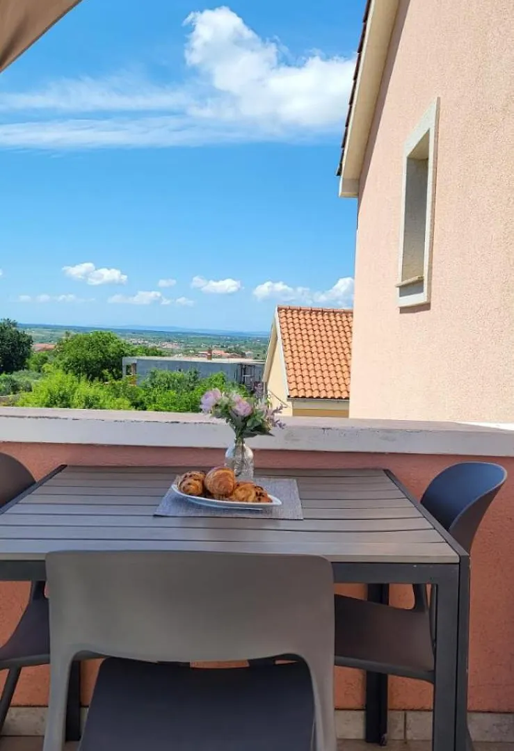 Apartments Sofija Vrsi