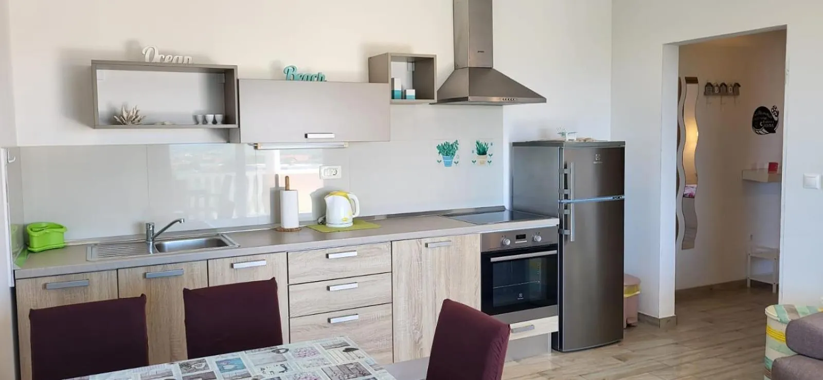 Apartments Sofija Vrsi